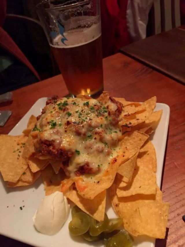 17. Blue Books Cafe Jiyugaoka Branch