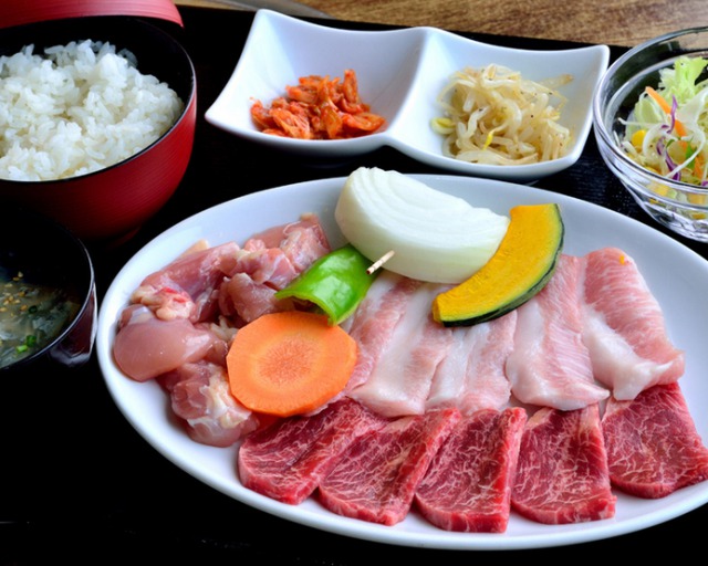 오사카에서 저렴하고 맛있는 야키니쿠 점심 식당 15곳