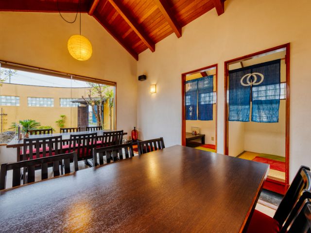 나라에서 방문해야 할 15개의 레스토랑