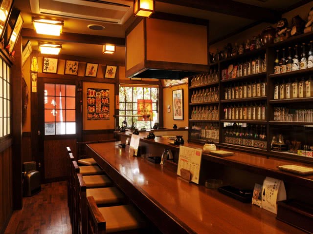15 이자카야 Serving 쿠시카츠 Renowned Food of 오사카