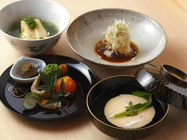 17. 아지 후쿠시마