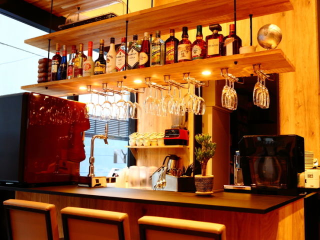 APRON The DINER 층