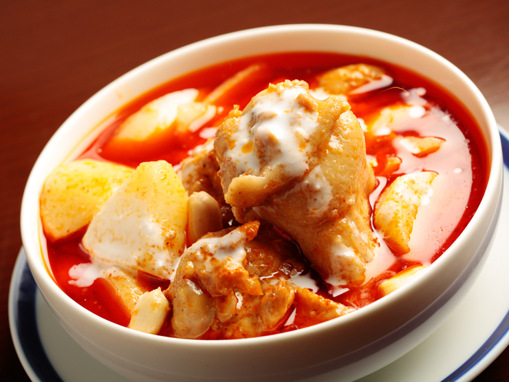 매콤하면서도 감칠맛 나는! - 매콤하고 감칠맛 나는 요리를 제공하는 10개의 선정된 레스토랑
