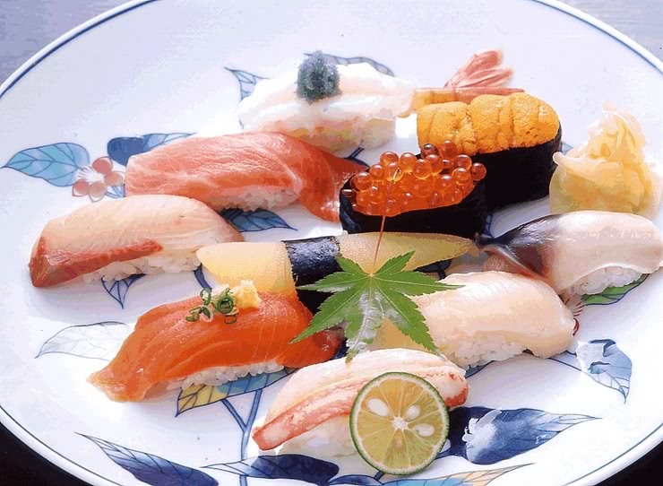 6. Shikama - 스시 & 일식 Cuisine (Otaru)