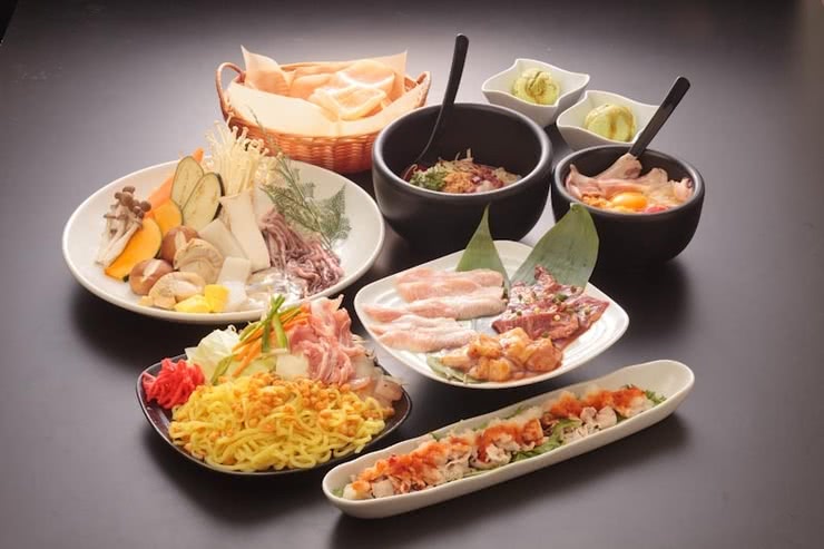 도쿄 Must-Eats! 10 Downtown Gourmet Spots to Have 오코노미야키 & 몬자야키