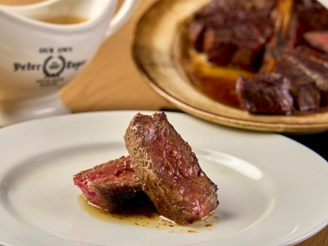 1. Peter Luger Steak House Tokyo (Shibuya / Steak)