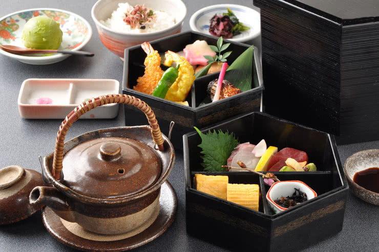 23. Hotaru (Namba / 일식 Cuisine)