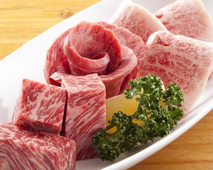 7. 야키니쿠 Okuu 신바시 지점 (신바시)