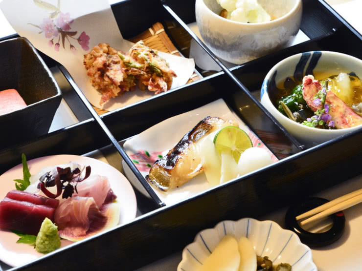 10. Munakata (Maruyama koen / 일식 & 가이세키 Cuisine)