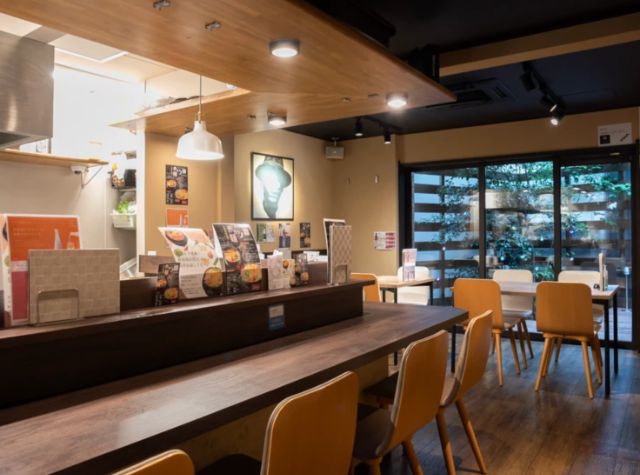 비할 데 없는 접근성! 오사카 역 주변의 30개 식당