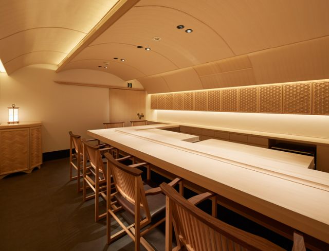 아카사카, 에비스, 롯본기에서 최고급 스시 레스토랑 14곳