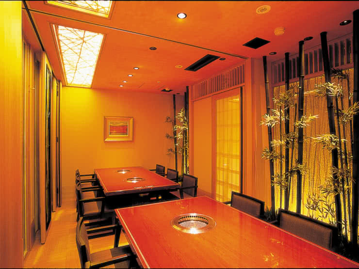 8. Jojoen Ueno Marui Branch