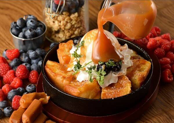 1. Cheese Fondue & Italian Bar 新宿TERRACE 新宿東口站前店