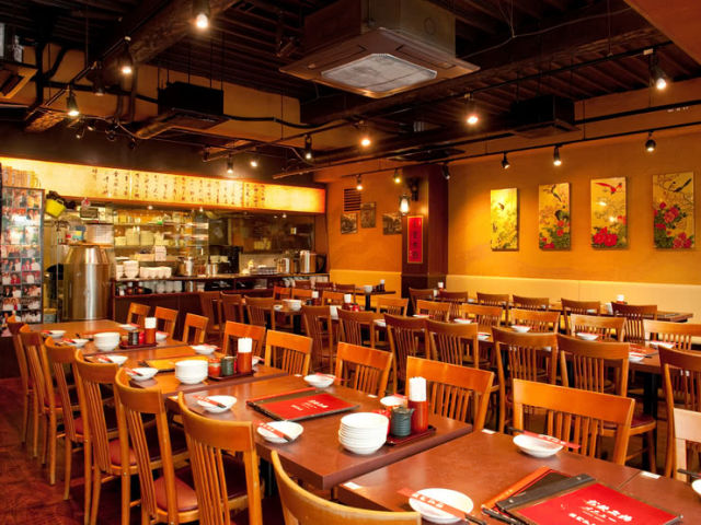 10. 陳家私菜 新宿店