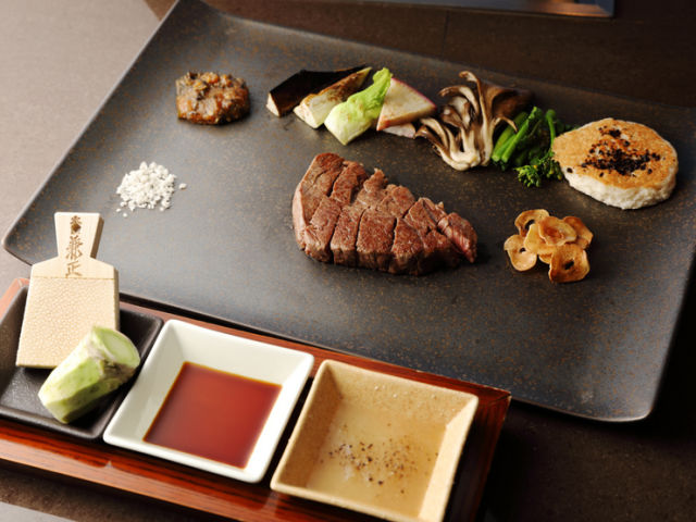 6. Teppanyaki Sakura
