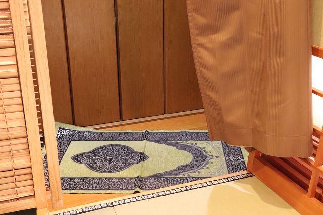 모두가 즐길 수 있는 스시. 일본 최초의 할랄 스시 레스토랑 [Sushi Ken] 출신 셰프의 도전과 열정