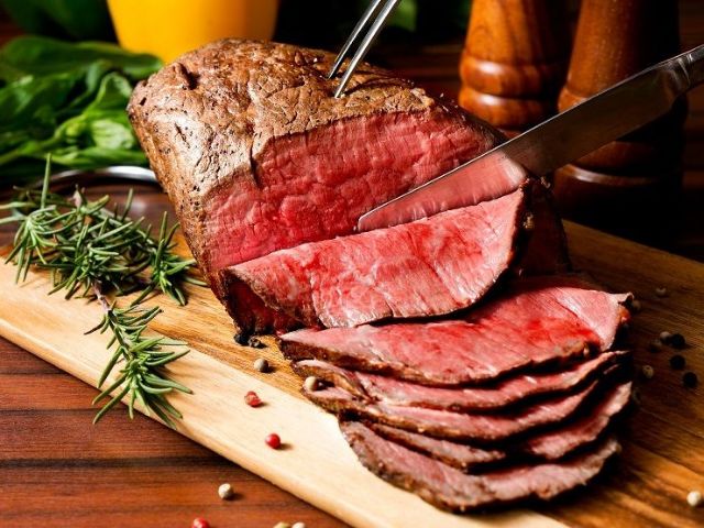4. All-You-Can-Eat Home-Made Roast Beef -BISTRO BAMBINA- Ginza branch