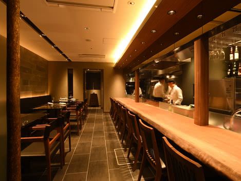 기온 주변의 관광객을 위한 점심 휴식을 즐길 수 있는 17개의 레스토랑!