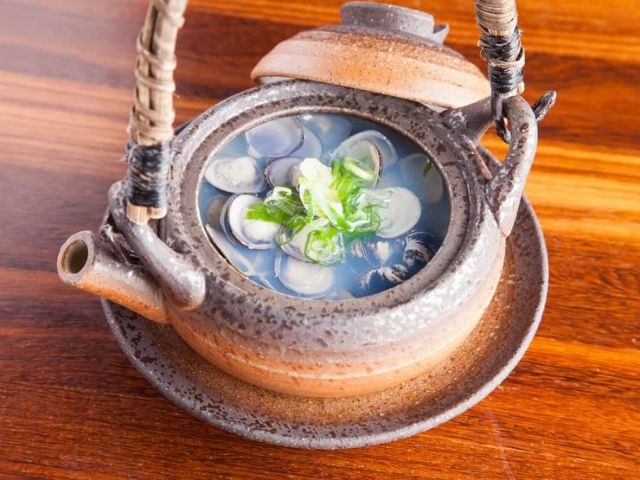 10. Konneko-ya (Matsue Shinjiko-Onsen / Izakaya)