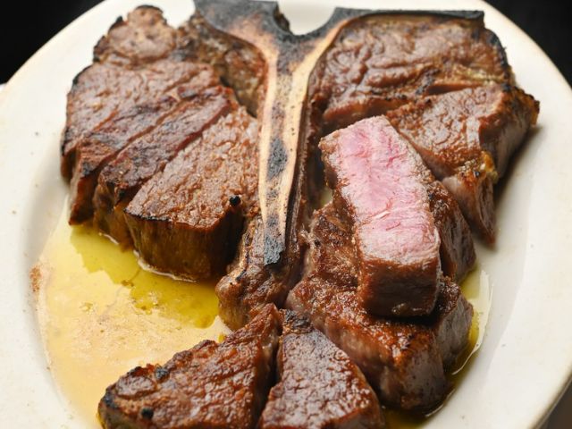 34. BENJAMIN STEAKHOUSE KYOTO