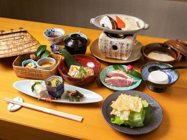 4. Kyo Yubadokoro Seike Nijojo Branch