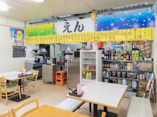 [Okinawa] 어디로 가야 할지 모르겠어요? 현지인들이 사랑하는 이 선정된 10개의 레스토랑!