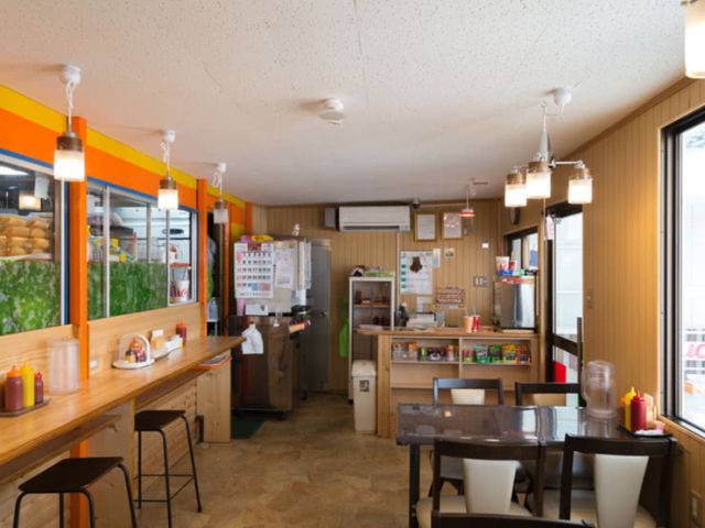 [Okinawa] 어디로 가야 할지 모르겠어요? 현지인들이 사랑하는 이 선정된 10개의 레스토랑!