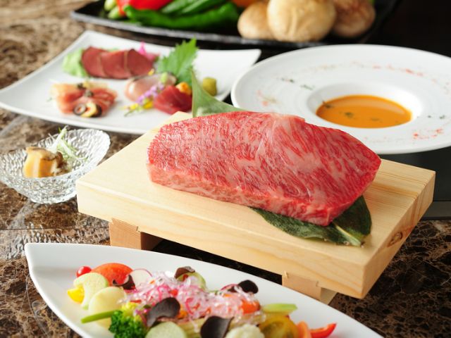 4. Kobe Beef Steak Ishida Ginza main branch