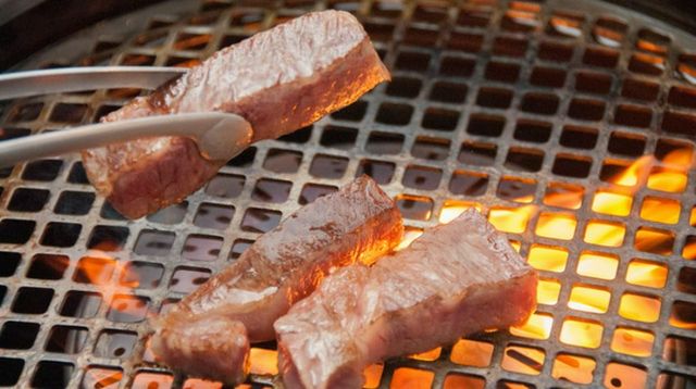 일본 와규 완벽 가이드: 등급, 최고급 브랜드 종류 & 추천 맛집