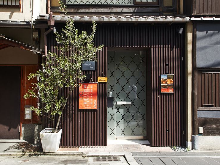 4. Vineria　ｔ．v．B