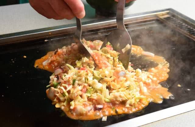 All About the Tokyo Specialty Food, Monjayaki