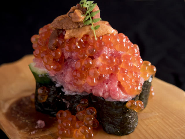 13. 博多丸秀 本店