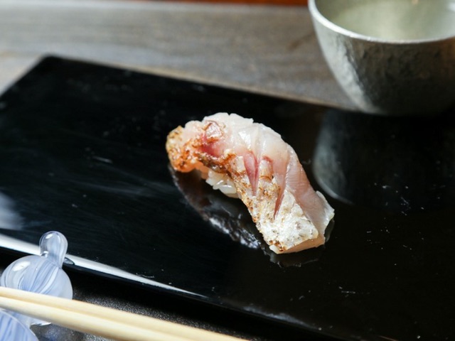 選用福井特有的新鮮食材，令人陶醉其中的壽司餐廳 