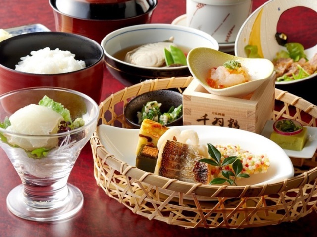 Savor seasonal haute cuisine with a view of the City of Hakata