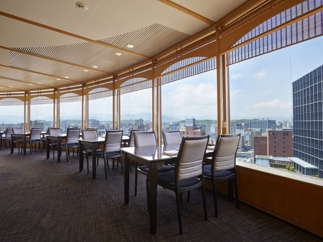 Enjoy a luxurious girls' day out with a hotel lunch! 5 recommended hotel restaurants / Hakata, Fukuoka