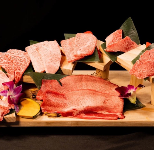 Spring Dining Delights: 5 Restaurants Perfect for Welcome and Farewell Parties