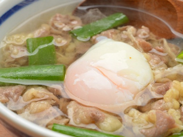 盡享用講究的食材烹調的老店料理 