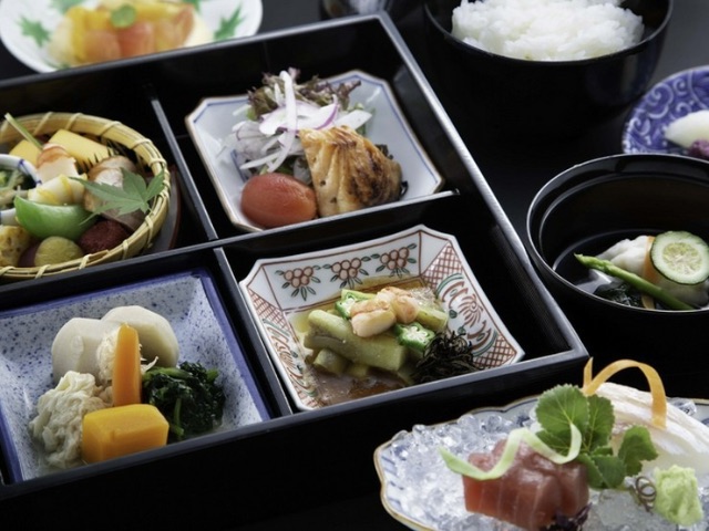 能享受嚴選食材與熟練技術的懷石料理店 