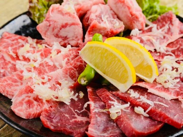 The chef's careful attention and thorough preparation make the meat even more delicious.