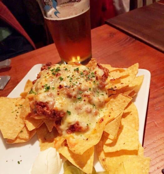 12. BLUE BOOKS cafe 自由之丘店