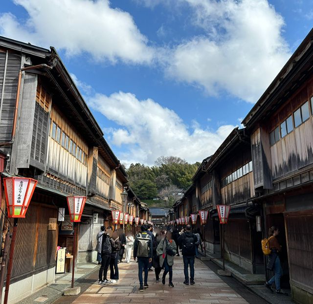 [Day 1] Enjoying Gourmet Food on a 2-Day Trip in Kanazawa, Where Old Townscapes Remain