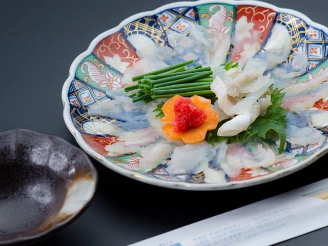 A traditional Japanese-style pub where you can enjoy local fish and vegetables from Yamaguchi Prefecture in a relaxing atmosphere.