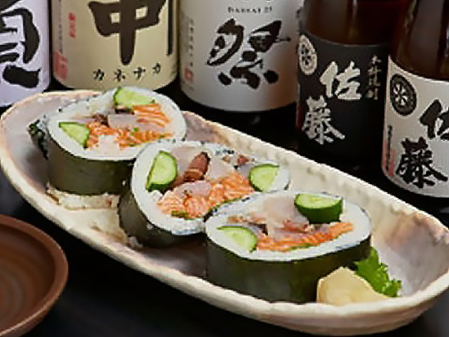 能在放鬆的空間享用山口縣當地鮮魚和當地蔬菜的古早居酒屋 