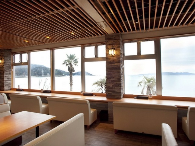 Head out for spring! 5 restaurants near a site where the flowers are in full bloom in this season! / Nokonoshima Island Park, Fukuoka
