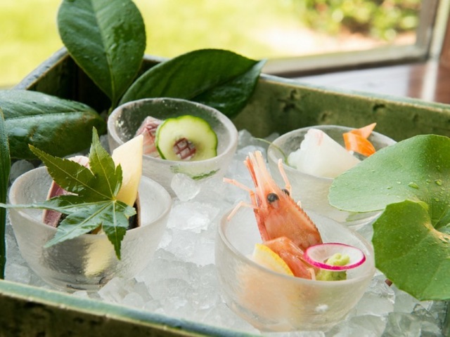 在愛宕山的古民房享用充滿季節感的正宗日本料理　