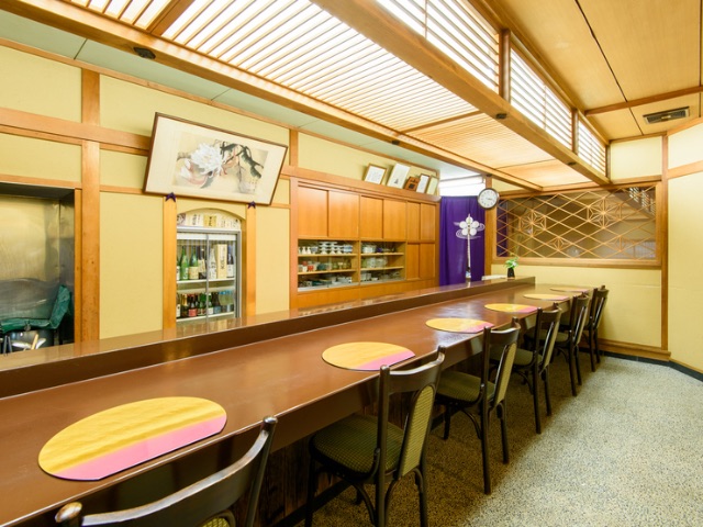 Celebrating the Shinkansen line extension! 5 restaurants where guests can enjoy delicious Hokuriku gourmet food, which are must-visits when riding the Hokuriku Shinkansen / Ishikawa