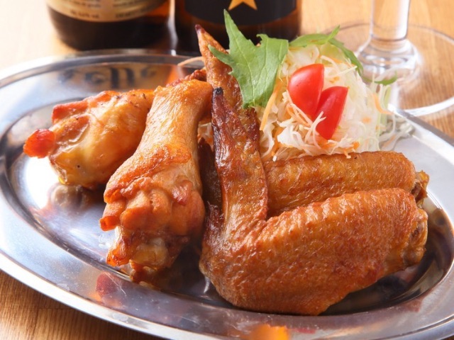 可以品嘗到原創一分熟熏肉的一家熏製料理專營店 