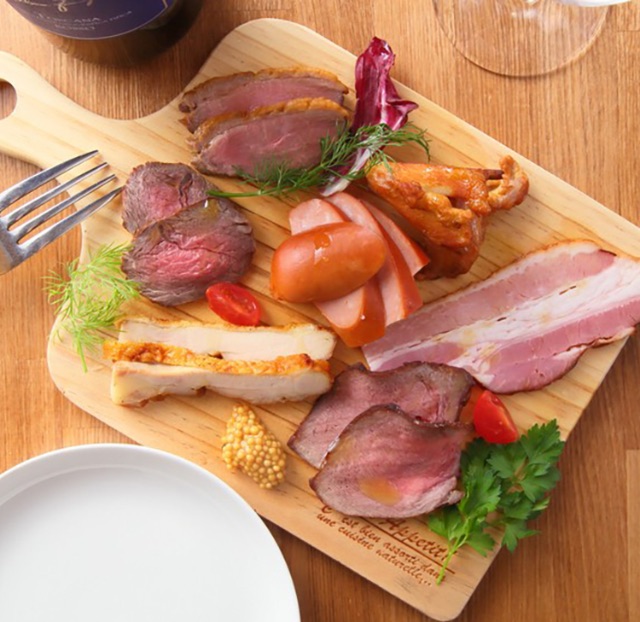 濃郁香氣燻陶美味！5家可享用燻製美食的精選餐廳|大阪 