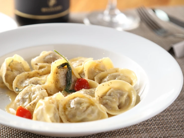 在義大利鄉村美食與美酒的陪伴下，盡情享受愜意時光的一方成人幽居 