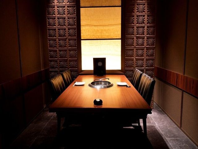 在名古屋的人氣區域，如栄、名站品嚐絕品燒肉和鰻魚